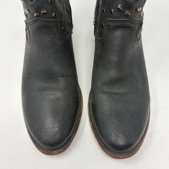 Vintage Shoe Co. women's western ankle boots 8 medium black studs leather - Picture 2 of 15